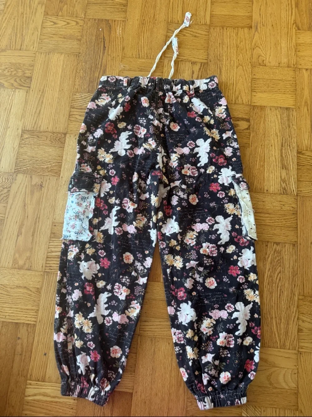 POL Floral Patchwork Boho Cargo Jogger Pants Size M - Picture 6 of 6